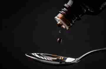  Anvisa suspende venda de xaropes com clobutinol 